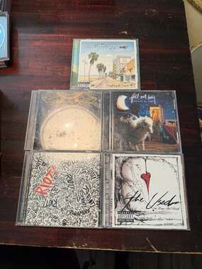 Emo Pop Punk CD Lot 5 -Fall Out Boy -Paramore Riot -The Used -Jack's Mannequin⁠